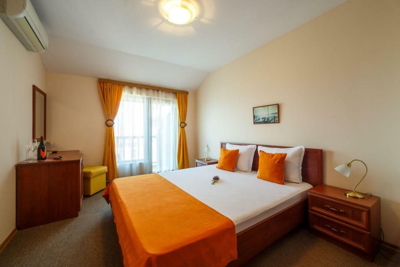 Hotel Albatros Old Town Sozopol Luaran gambar